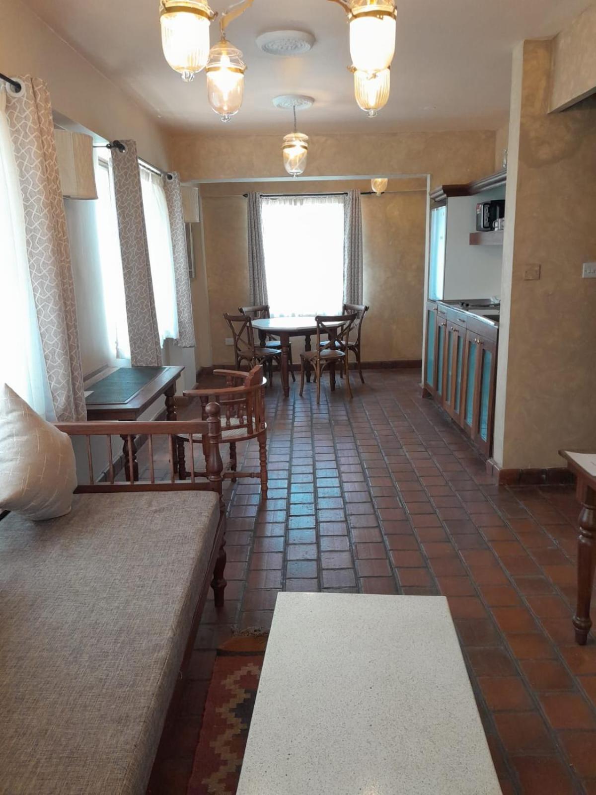 Woodmere Grand Hotel & Serviced Apartments Nairobi Extérieur photo